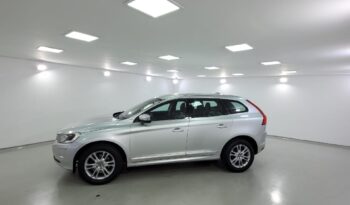 Volvo XC60 2.0 T5 full