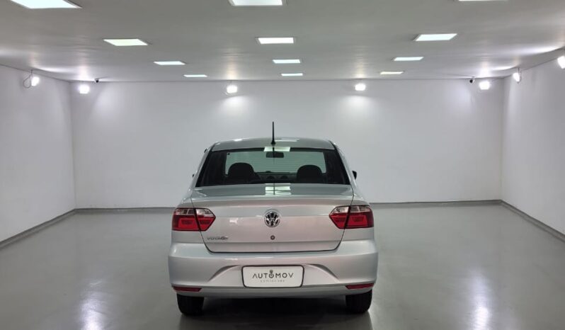 VW Voyage 1.0 city full