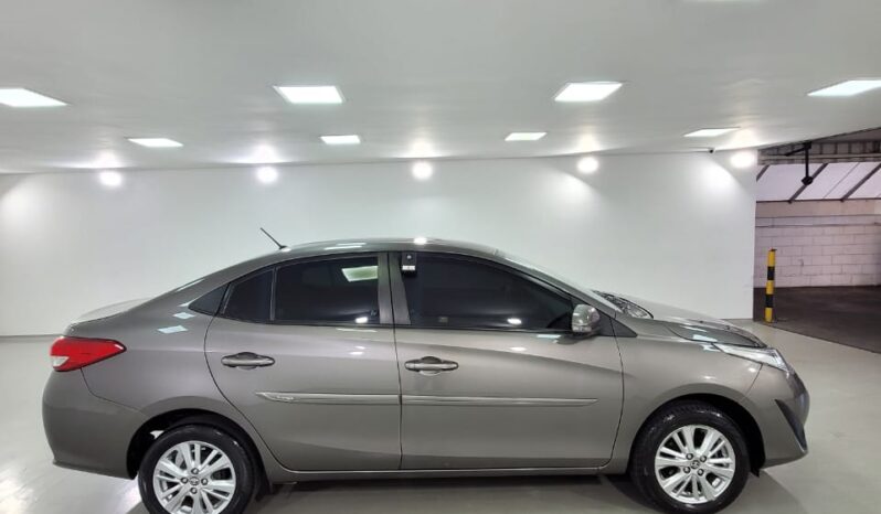 Toyota Yaris 1.5 xl plus automático full