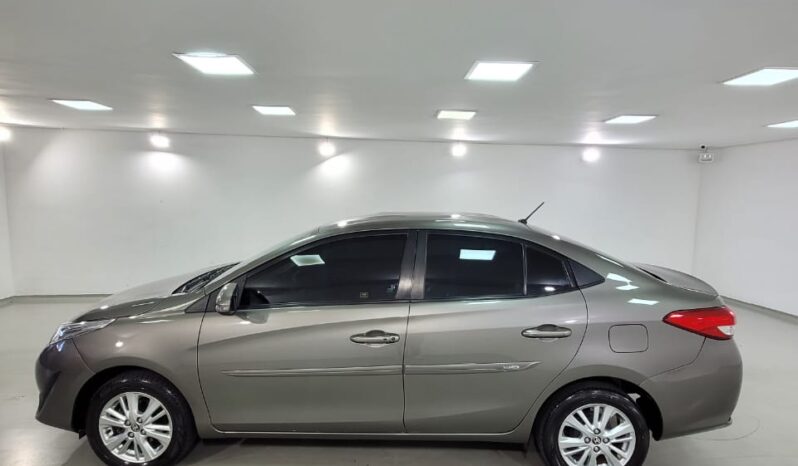Toyota Yaris 1.5 xl plus automático full