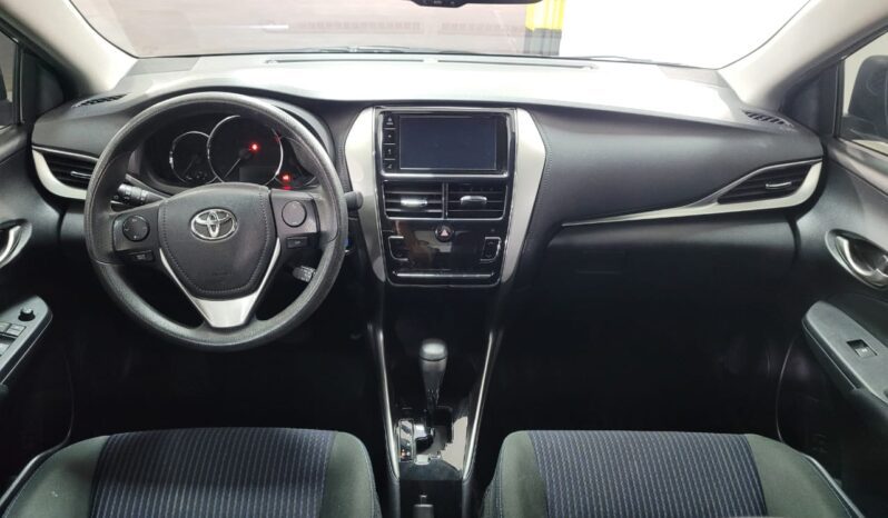 Toyota Yaris 1.5 xl plus automático full