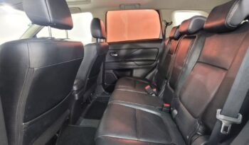 Mitsubishi Outlander 2.0 full