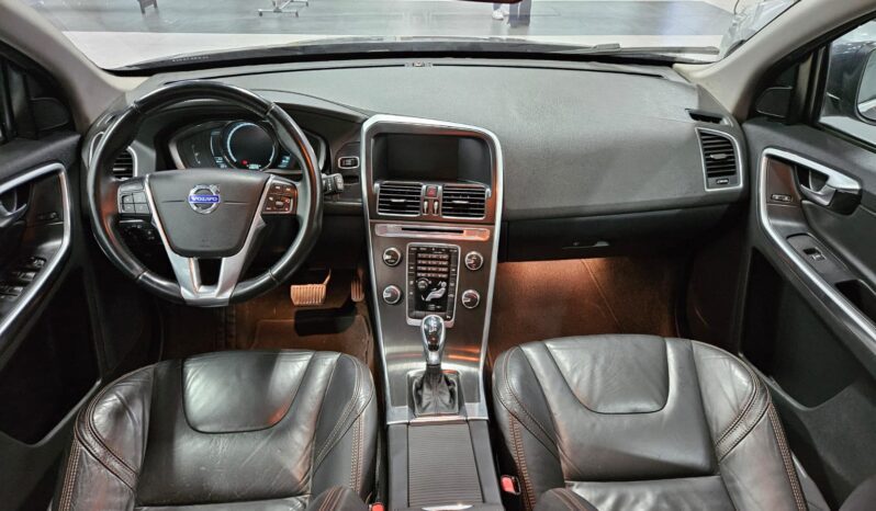 Volvo XC60 2.0 Turbo full