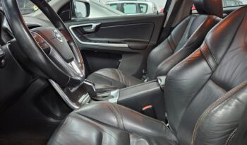 Volvo XC60 2.0 Turbo full