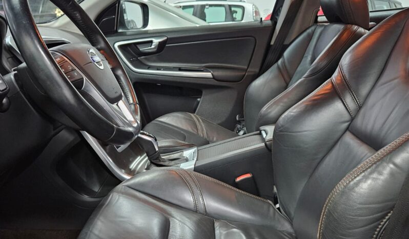 Volvo XC60 2.0 Turbo full