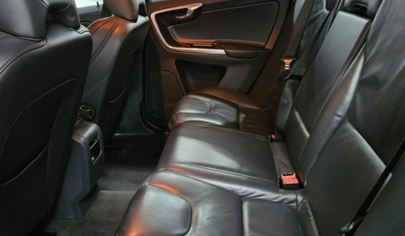 Volvo XC60 2.0 Turbo full