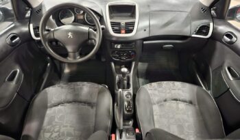 Peugeot 207 1.4 XR full