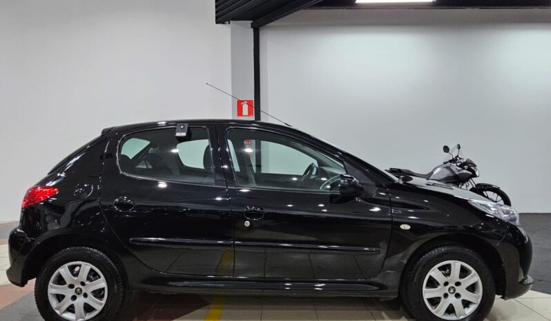 Peugeot 207 1.4 XR full