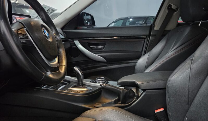 BMW 320 GT full