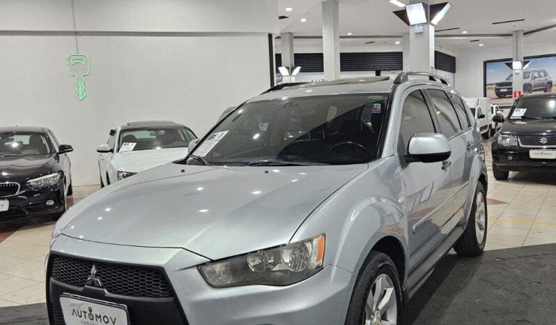 Mitsubishi Outlander 2.0 full