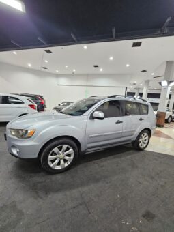 Mitsubishi Outlander 2.0 full