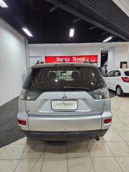 Mitsubishi Outlander 2.0 full