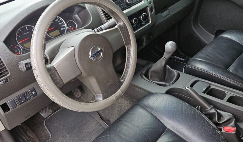 Nissan Frontier SV Atack 4×4 full