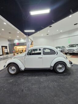 VW Fusca 1300 full
