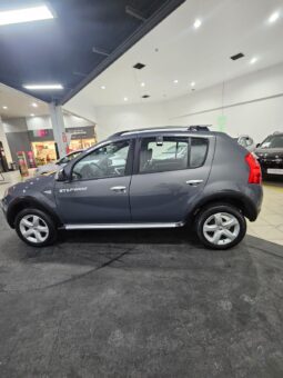 Renault Sandero 1.6 Stepway full