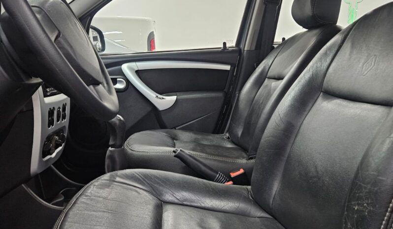 Renault Sandero 1.6 Stepway full