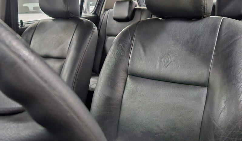 Renault Sandero 1.6 Stepway full