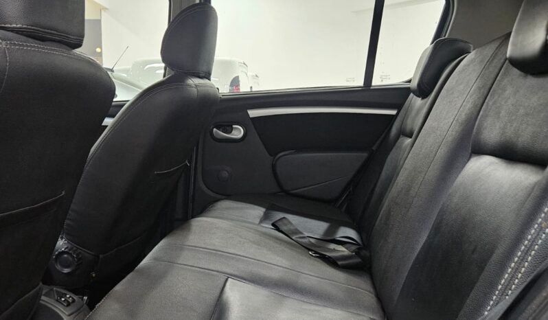 Renault Sandero 1.6 Stepway full