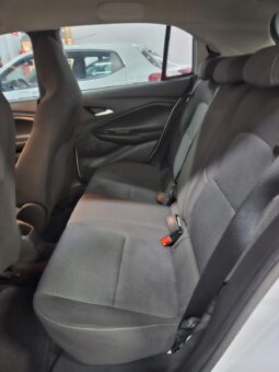 GM Onix Hatch LT Turbo full