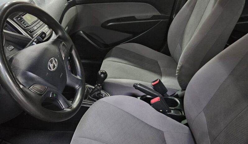 Hyundai HB20S full