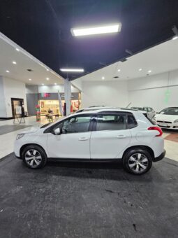 Peugeot 2008 1.6 griffe full