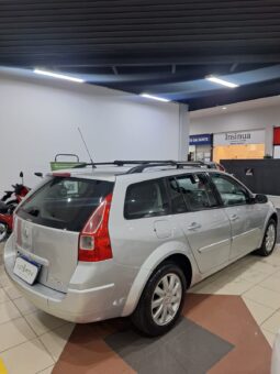 Renault Megane Grand Tour 1.6 full