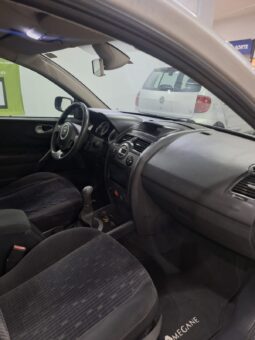Renault Megane Grand Tour 1.6 full