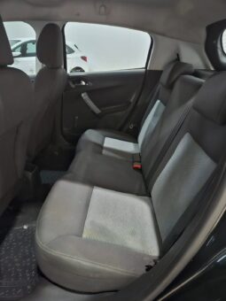 Peugeot 208 1.5 full