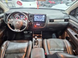 Mitsubishi Outlander 2.0 full