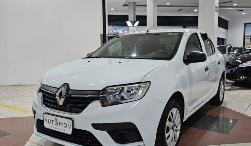 Renault Logan 1.0 full