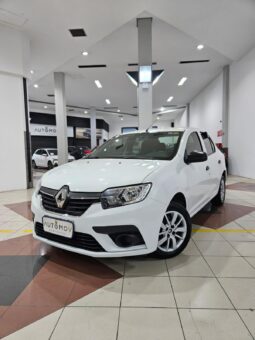 Renault Logan 1.0