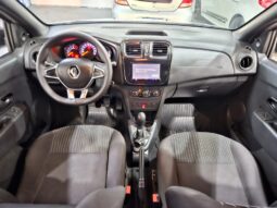 Renault Logan 1.0 full