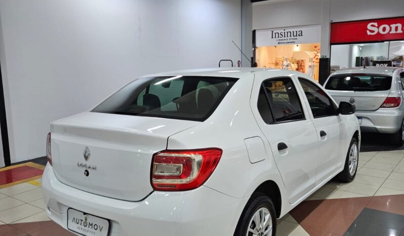 Renault Logan 1.0 full