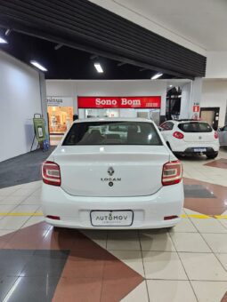 Renault Logan 1.0 full