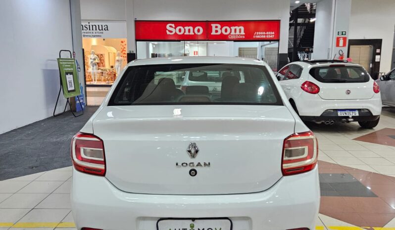 Renault Logan 1.0 full