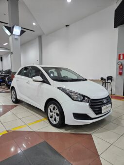 Hyundai HB20 1.0 full