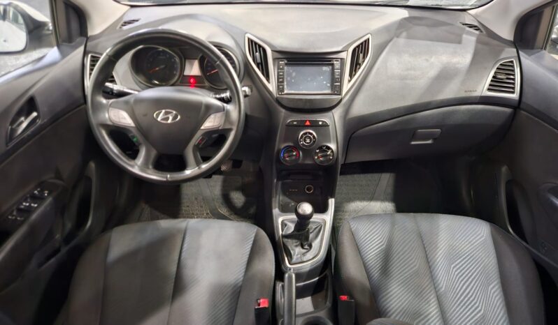 Hyundai HB20 1.0 full