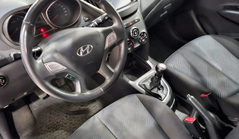Hyundai HB20 1.0 full