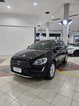 Volvo XC-60 2.0 T5 full