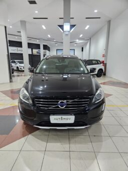 Volvo XC-60 2.0 T5 full