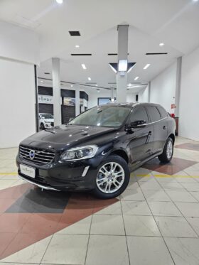 Volvo XC-60 2.0 T5