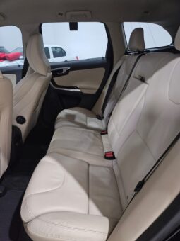 Volvo XC-60 2.0 T5 full