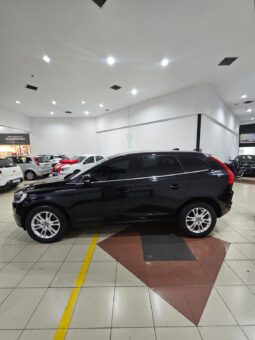 Volvo XC-60 2.0 T5 full