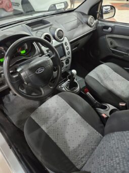 Ford Fiesta 1.0 full