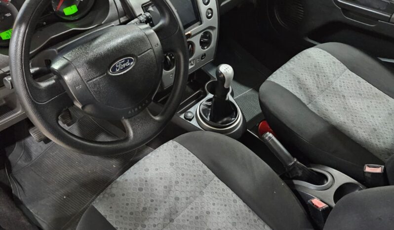 Ford Fiesta 1.0 full