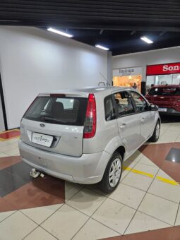 Ford Fiesta 1.0 full