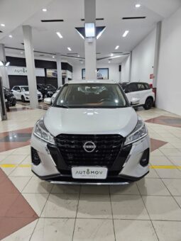 Nissan Kicks Active full