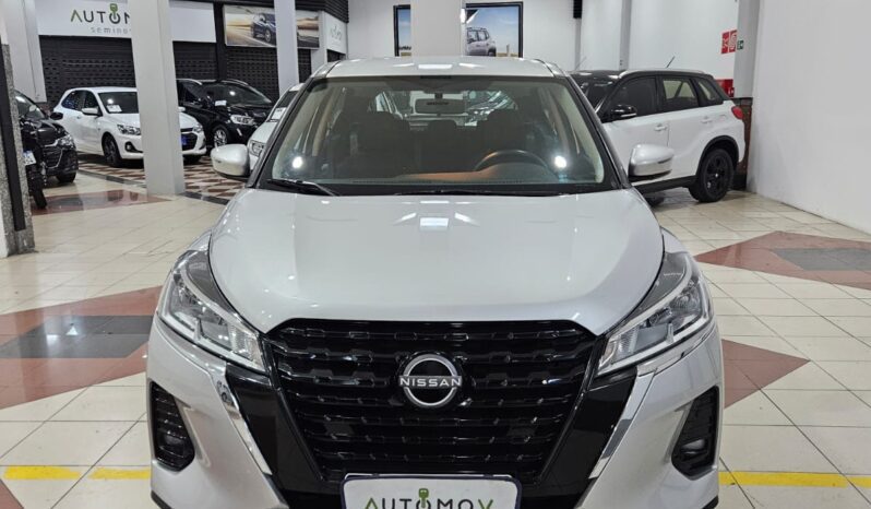 Nissan Kicks Active full