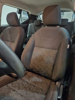 Nissan Kicks Active full