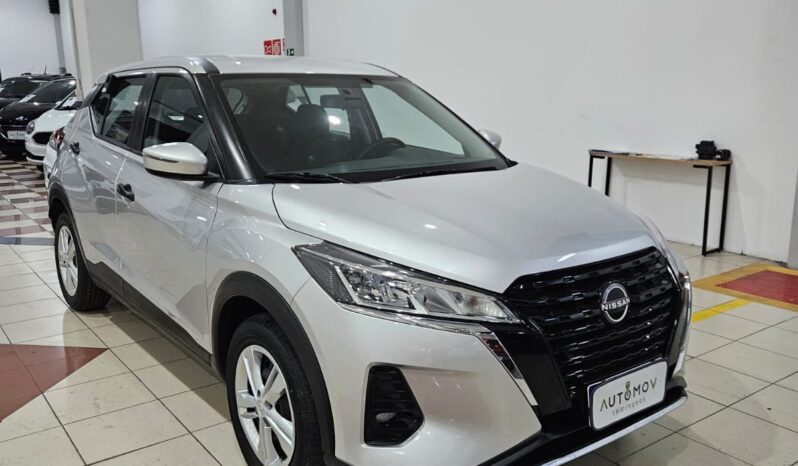 Nissan Kicks Active full